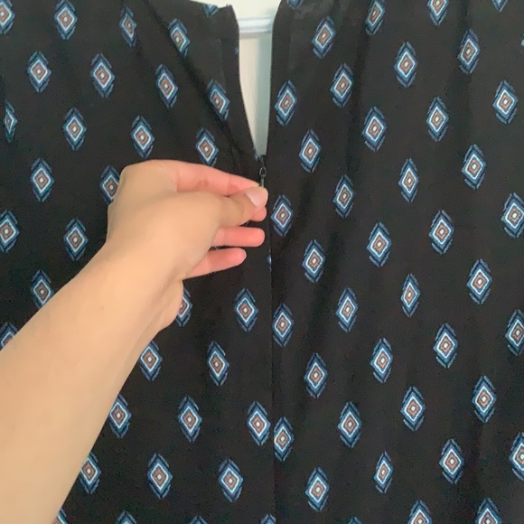 Never worn dress, full length sleeves. - Picture 5 of 6